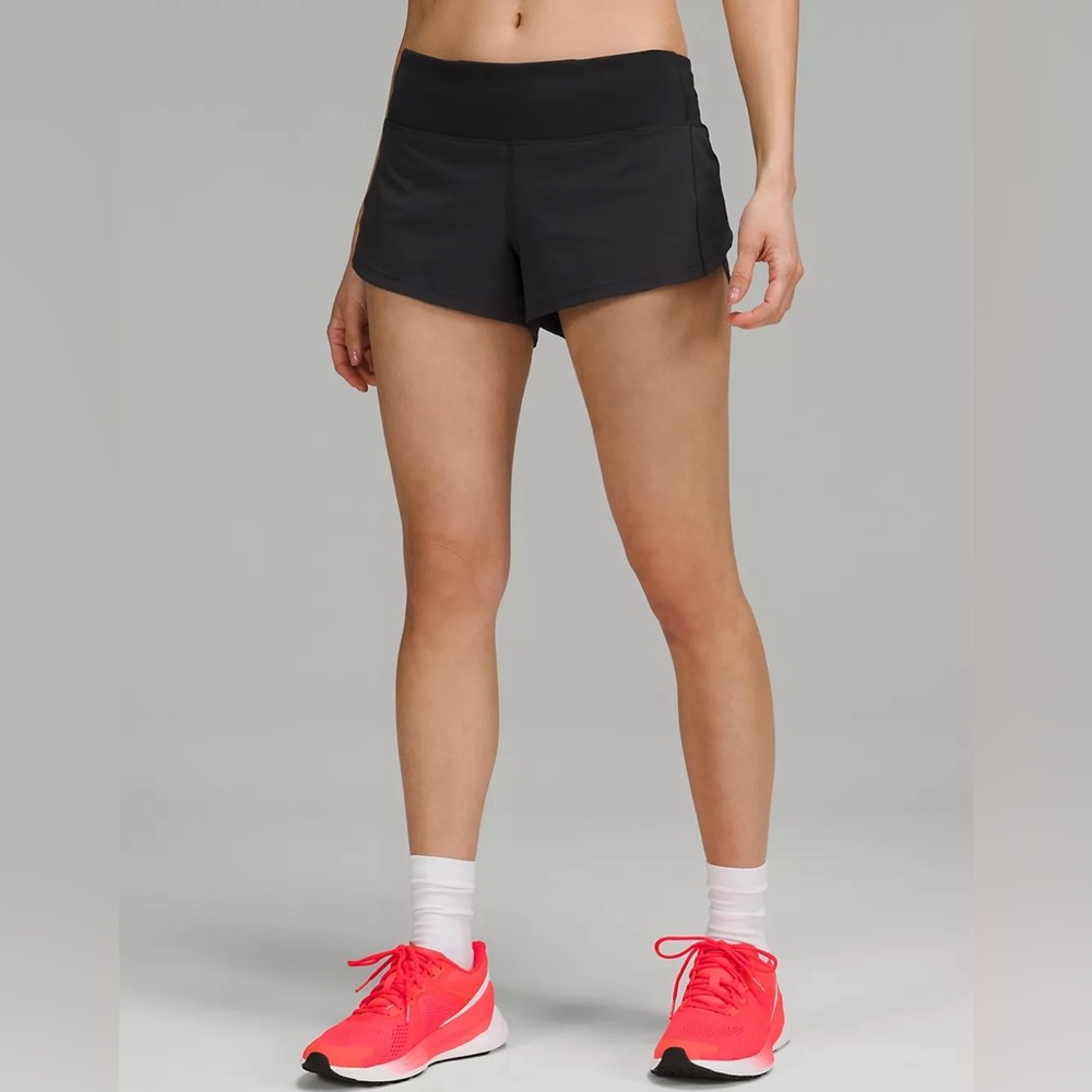 Speed Up Low Rise Lined 2.5” Shorts